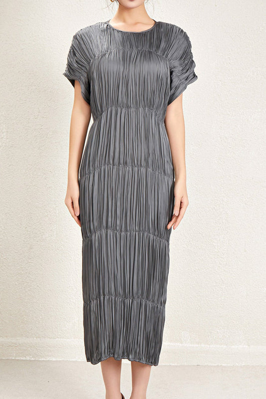 Pleats Please Short-Sleeve Summer Dress – Elegant Pleated Casual Style