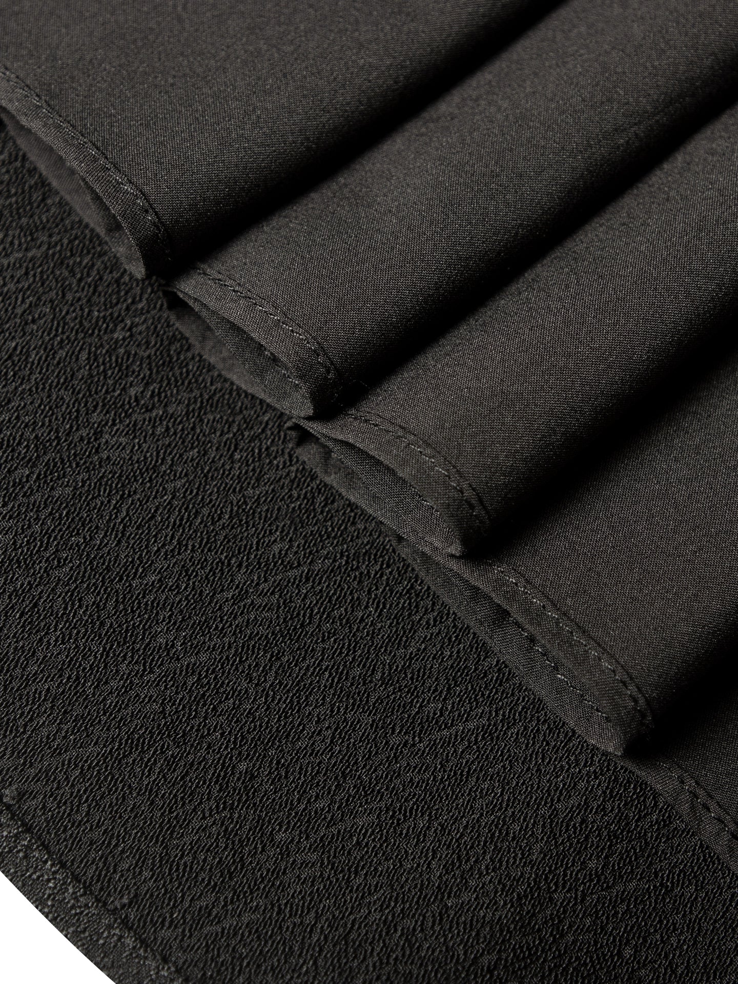 Hepburn Style Black Dress – 2025 Autumn French Sleeveless Evening Cocktail Dress