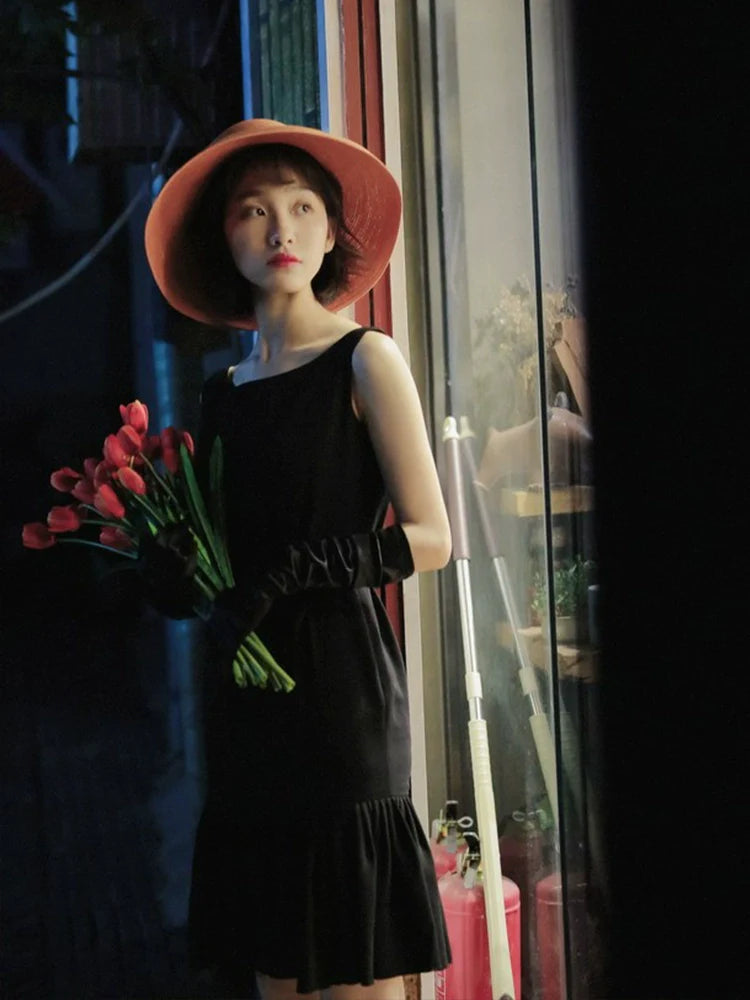 Audrey Hepburn Fashion Black Dress – Restored Classic, Exclusive High-End Custom “Breakfast at Tiffany’s” Sleeveless Little Black Dress with Ruffled Hem and Mermaid Silhouette