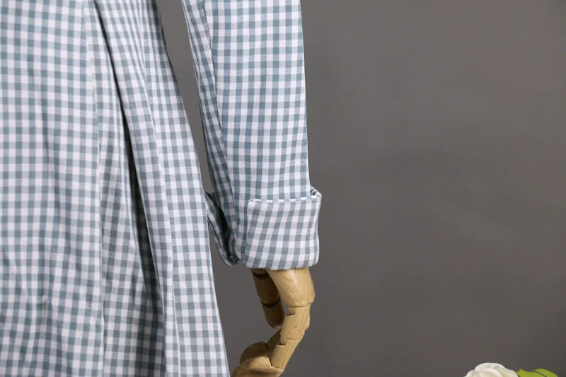 Audrey Hepburn Fashion Wool Maxi Dress – Elegant Autumn Winter Long Dress with Fitted Waist & Flowing Swing Hem