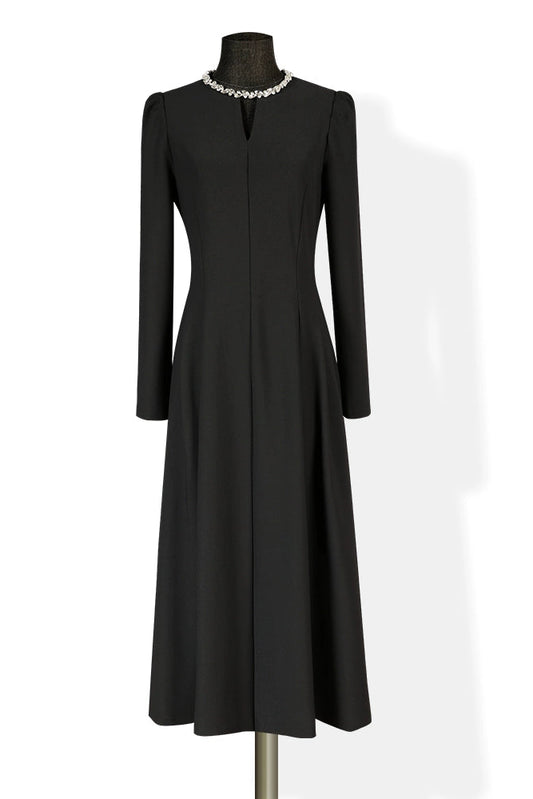 Hepburn style black dress women's 2025 autumn new high-end light luxury temperament evening dress French little black dress