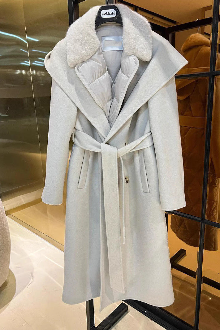 Max Mara Style Shearling Fur Coat with Mink Collar and Goose Down Lining