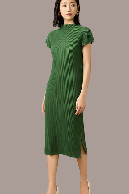 2025 Pre-Autumn Pleated Cheongsam Dress with Short Jacket – Retro Semi-High Neck, Elegant Two-Piece Style