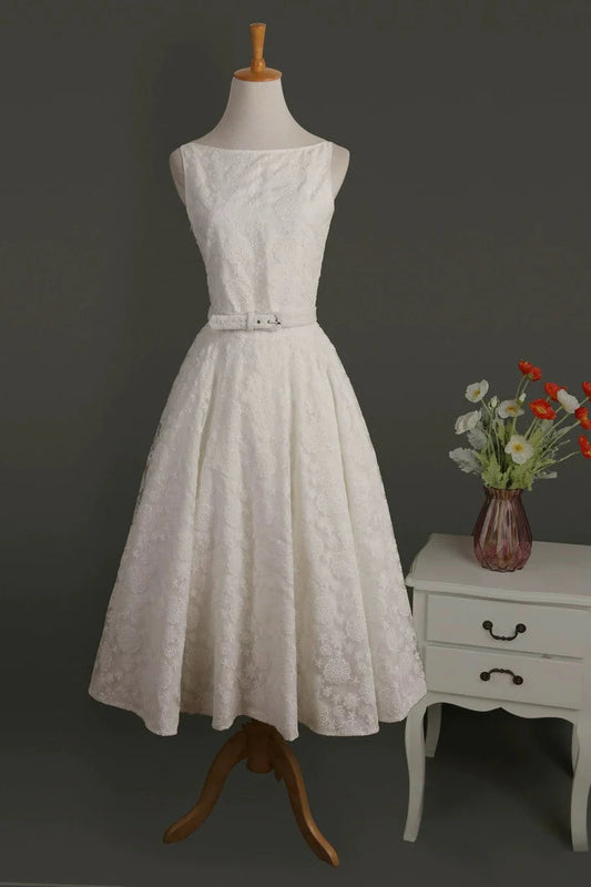 Refined Audrey Hepburn Inspired Oscar Dress – Custom White Lace Off-Shoulder Gown with Classic Elegance