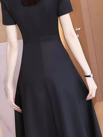 Audrey Hepburn Style V-Neck Little Black Dress – 2025 Waist-Cinched Knee-Length Dress for Cocktail Parties