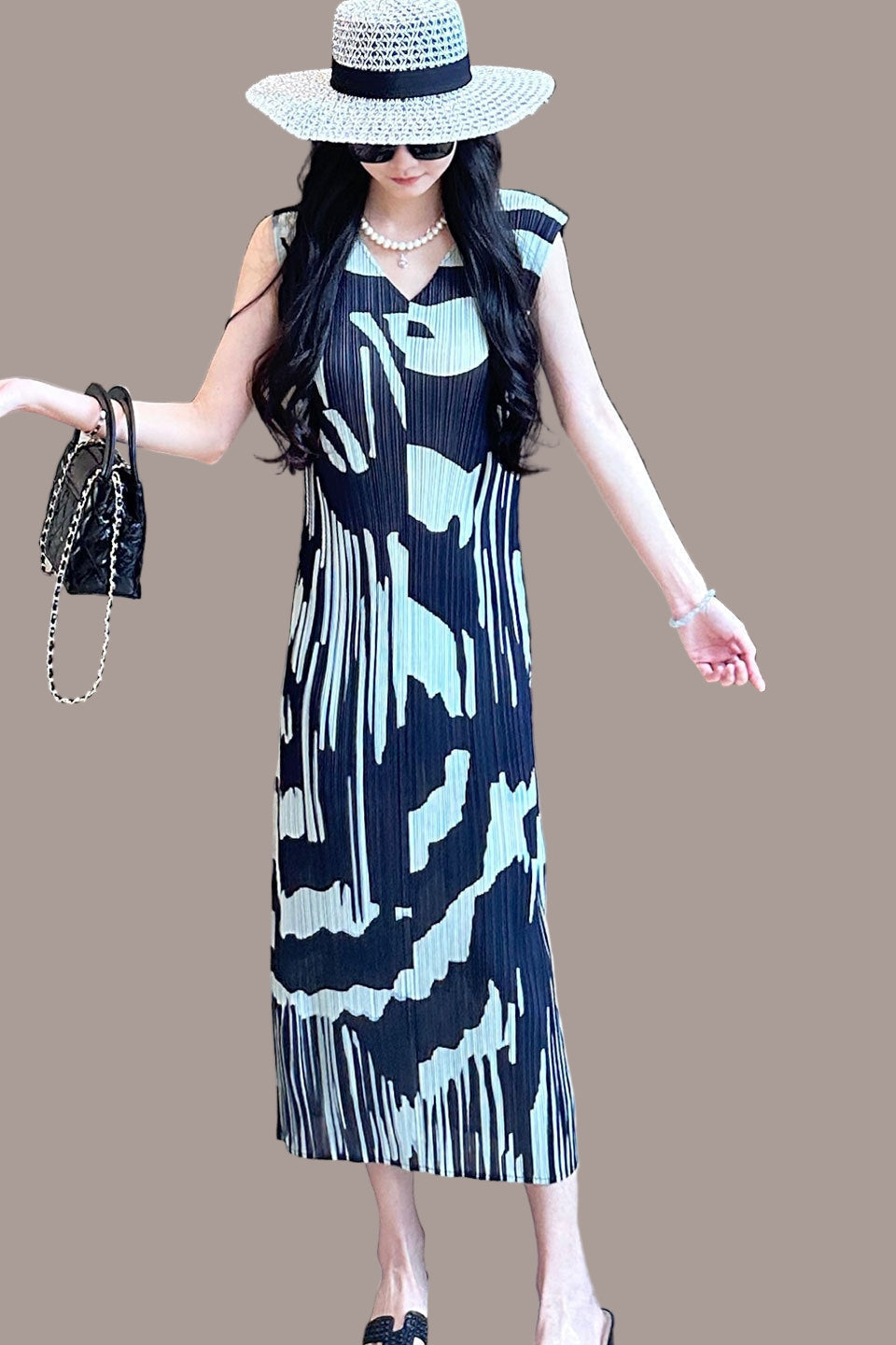 Sleeveless Pleated Dress – Retro Contrast Slim Fit