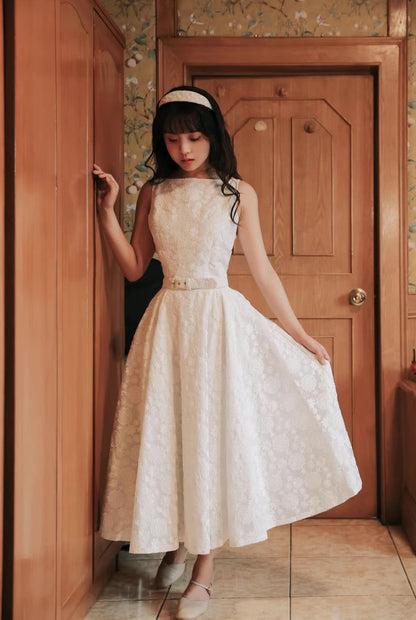 Refined Audrey Hepburn Inspired Oscar Dress – Custom White Lace Off-Shoulder Gown with Classic Elegance