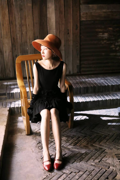 Audrey Hepburn Fashion Black Dress – Restored Classic, Exclusive High-End Custom “Breakfast at Tiffany’s” Sleeveless Little Black Dress with Ruffled Hem and Mermaid Silhouette